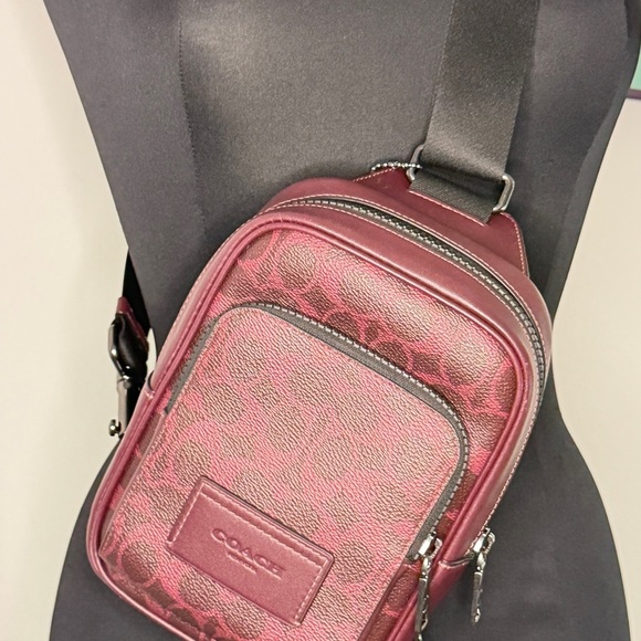 Coach CV763 racer sling pack in signature canvas Black Current unisex